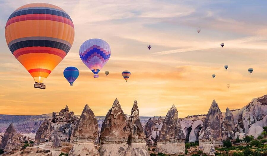 2-Day Guided Cappadocia Tour from Antalya/Belek/Side/Alanya - Day Two: balloon morning option, Uchisar viewpoints, and Pigeon Valley