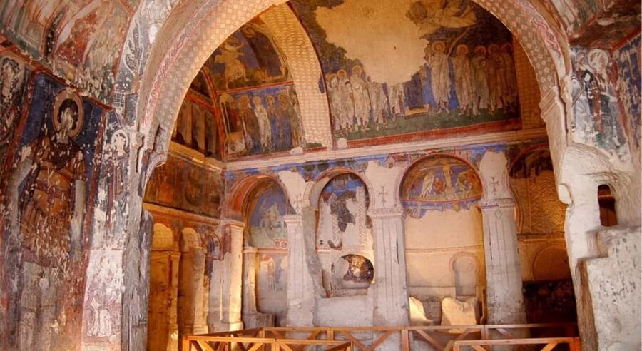 2-Day Guided Cappadocia Tour from Antalya/Belek/Side/Alanya - Hotel choice: cave stays versus standard rooms