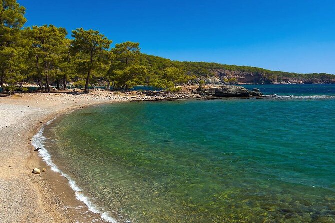 6-Hour Kemer Pirate Boat Tour with Open-Buffet Lunch from Antalya - Stop 2, Paradise Bay: Where the Swim Stops Make the Day