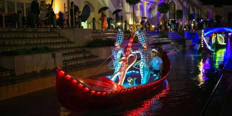 Antalya/Belek/Lara: Land Of Legends Night Show Transfer - Who this transfer suits best, and who might want a different plan