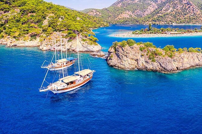 Antalya City Tour Full-Day Boat Tour Cable Car and Waterfall Peerless&Excellent - Kaleici Old Town stroll and the lunch that makes the day feel complete
