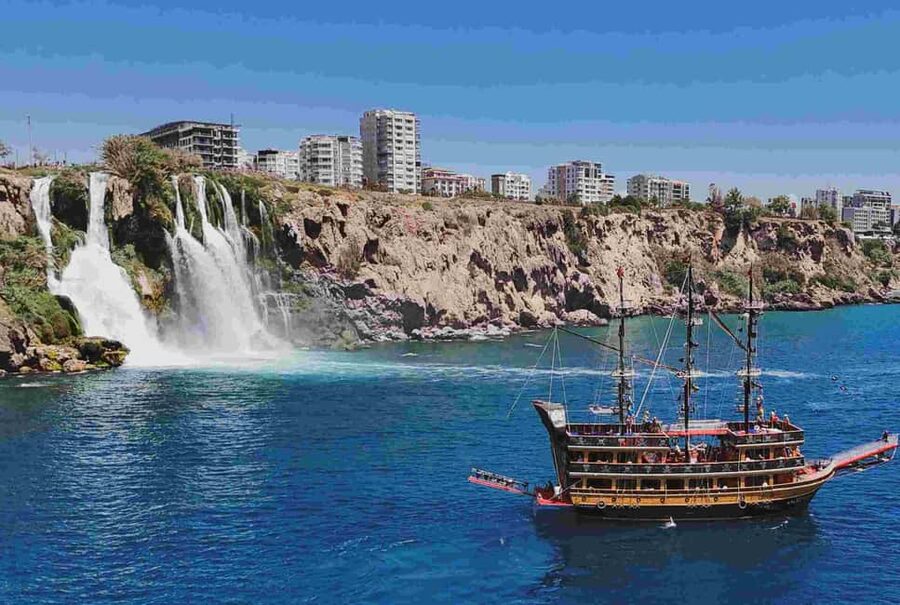 Antalya: Duden Waterfall Pirate Boat Trip - Cruising Toward the Waterfalls With Photo Stops and Ocean Views