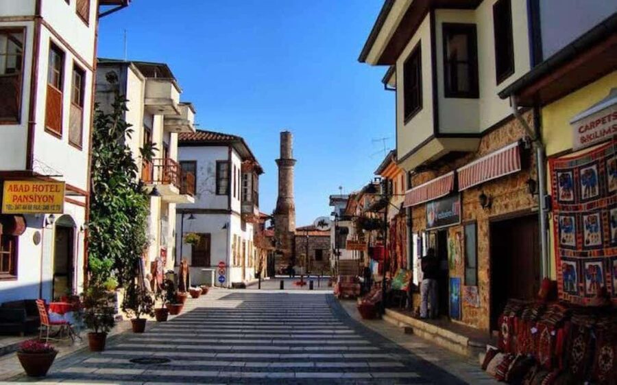 Antalya: Guided City Tour with Lunch and Optional Upgrades - Lunch timing and how to make the free time work