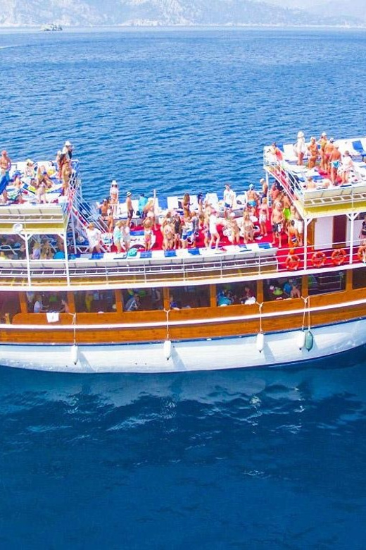 Antalya: Guided City Tour with Waterfalls Tickets and Lunch - Boat, lunch, Old Town, then back to your hotel