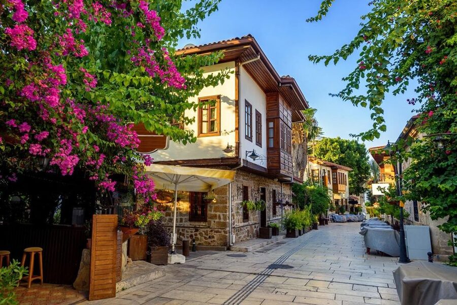 Antalya: Guided Old Town Tour with Boat Trip and Lunch - Tünektepe Teleferik stop for big Mediterranean views