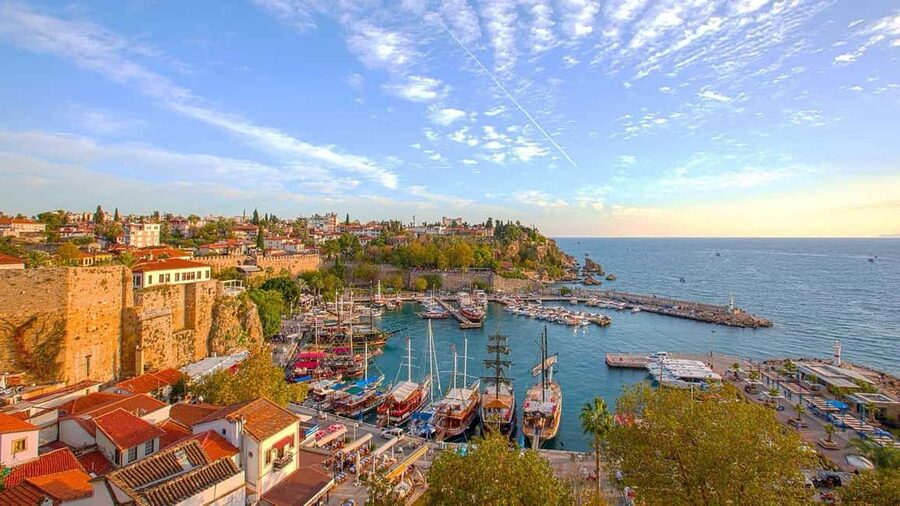 Antalya: Kaleici, Duden Waterfalls And Boat Tour With Lunch - Kaleiçi Old Town Walk: Hadrian’s Gate and the Yivli Minaret
