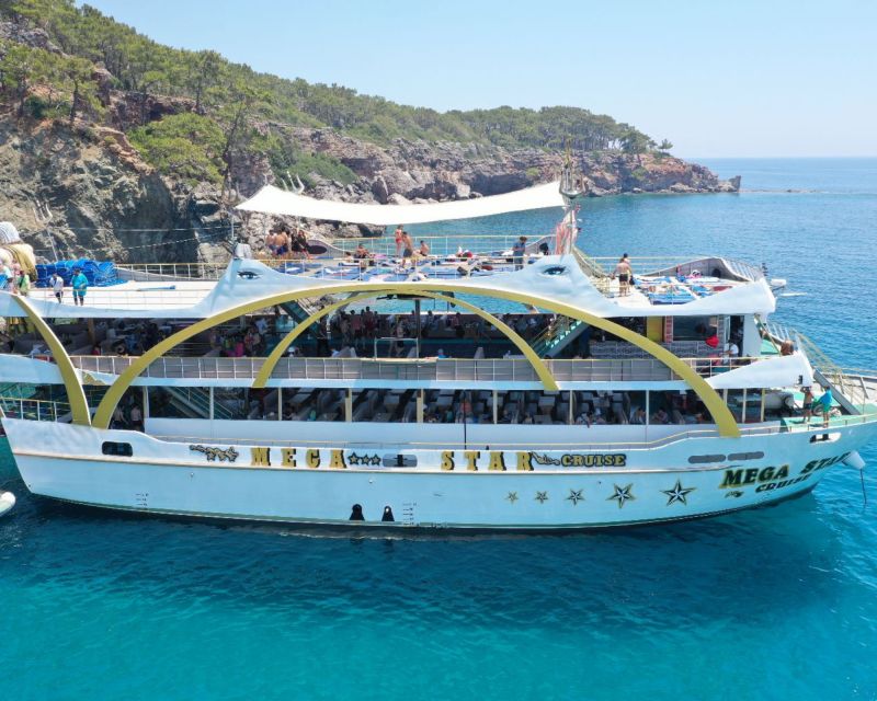 Antalya & Kemer: Megastar Catamaran Cruise With Foam Party - Food, drinks, and the cleanliness reality check