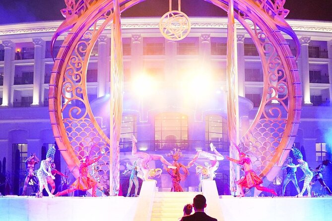 Antalya Land of Legends Night Show and Spectacular Boat Parade - Your Land of Legends time: shopping first, show second
