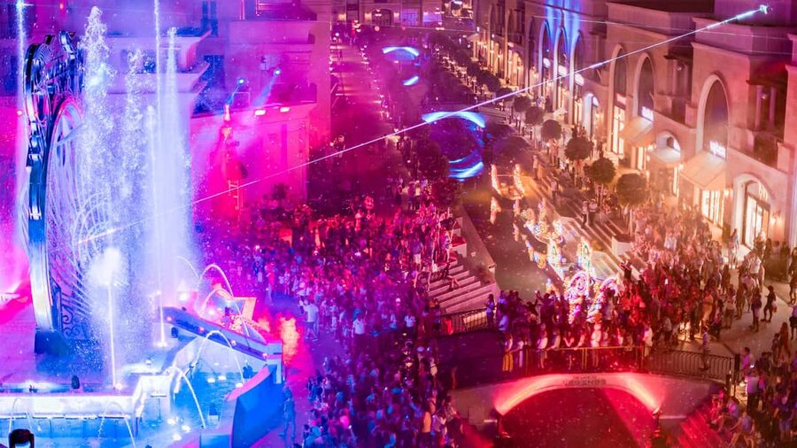 Antalya: Land of Legends Night Show Transfer & Boat Parade - The night shows at Land of Legends: lights, music, and water performances