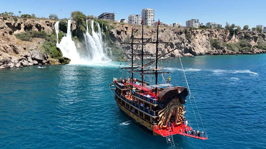 Antalya: Lara Pirate Boat Trip with Unlimited Soft Drinks - The Cruise Portion: Lara Coast Views and a DJ-Friendly Atmosphere