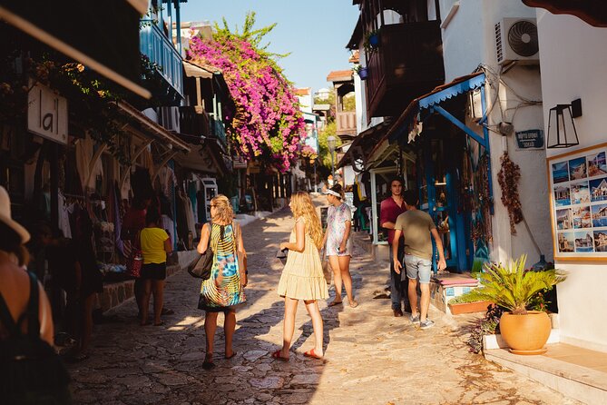 Antalya: Old Town Walking Tour incl. Turkish Tea and Baklava - Kaleici Marina: Sea Views and a Change of Pace
