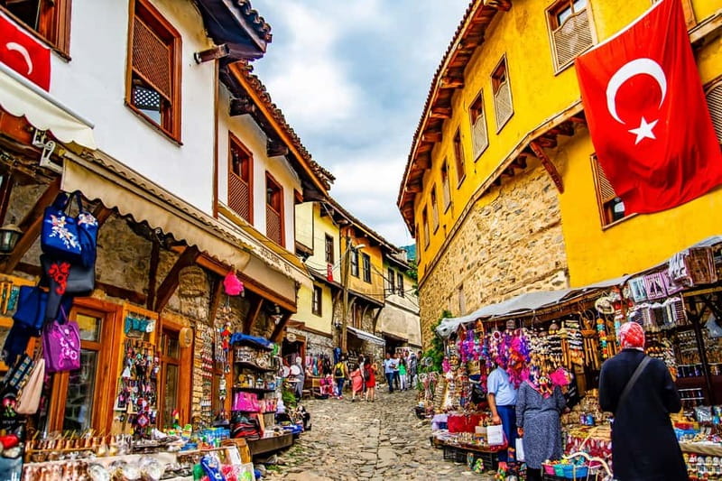 Antalya: Old Town Walking Tour with Turkish Tea and Baklava - Key things I’d watch for on this Antalya Old Town walk