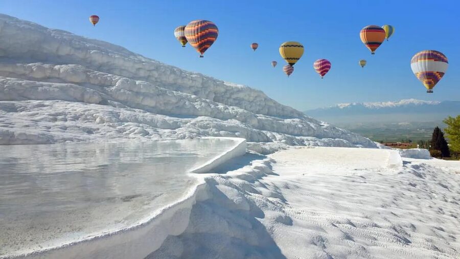 Antalya: Pamukkale Guided Tour With Optional Balloon Flight - The guided Pamukkale walk, why the timing works