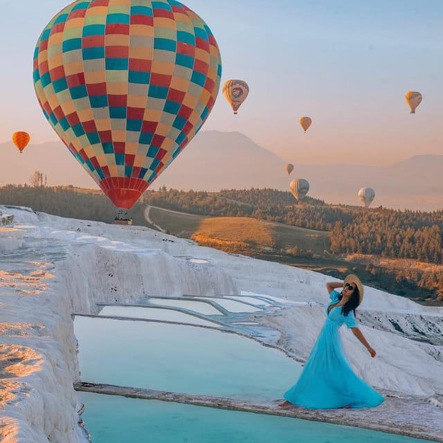 Antalya: Pamukkale Guided Tour With Optional Balloon Flight - Breakfast and lunch, the rhythm of the day