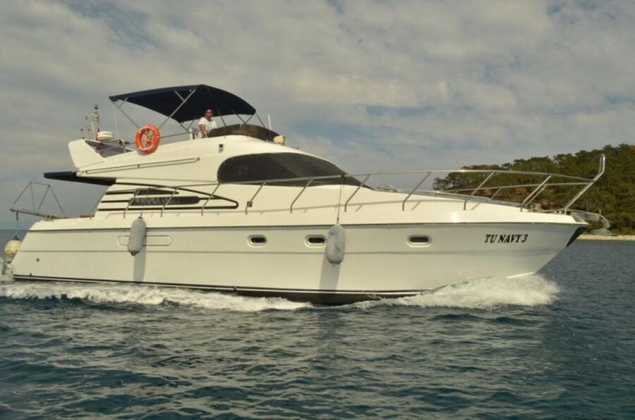 Antalya: Private Yacht Tour with 3 Swim Stops and a Meal - Boarding at Kemer Marina: Pickup, Yacht Choice, and Timing