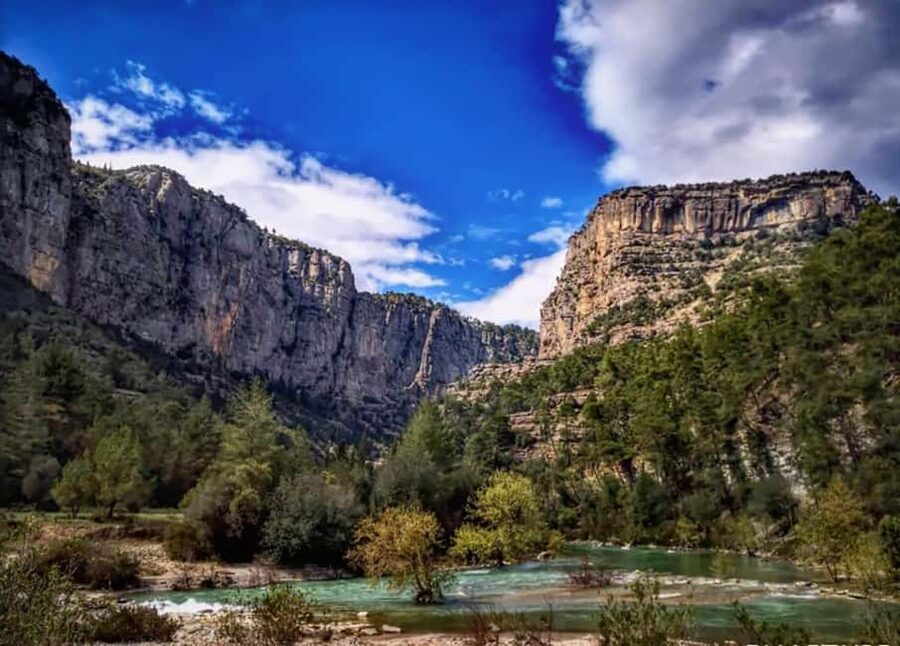 Antalya: Rafting Adventure Tour with Lunch and Transfers - Lunch onshore: kebab, salads, rice, and pasta