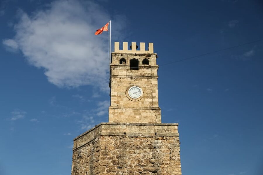 Antalya: Self-Guided Audio City Tour on Your Phone - Where you might get stuck: numbered points and uneven stop depth