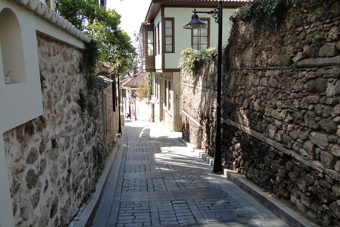 Explore The Old Town With Local Taste - The Kırkmerdiven shortcut: stairs that earn their keep