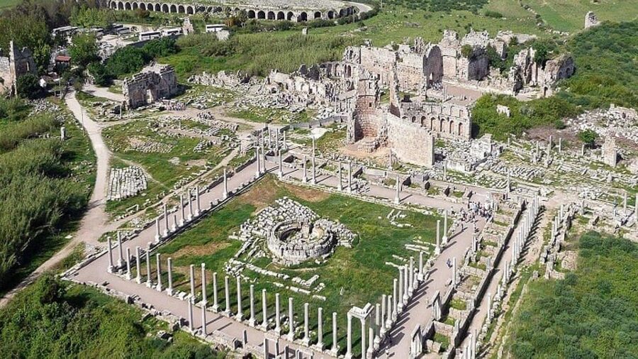 From Antalya: Day Tour of Ancient Roman Sites - Roman ruins, seaside breaks: what this 9-hour mix really delivers