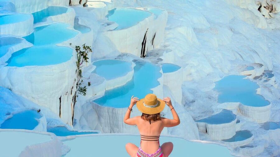 From Antalya/Kemer: Pamukkale Tour with Lunch and Transfers - The coach to Pamukkale: what you do with 4 hours
