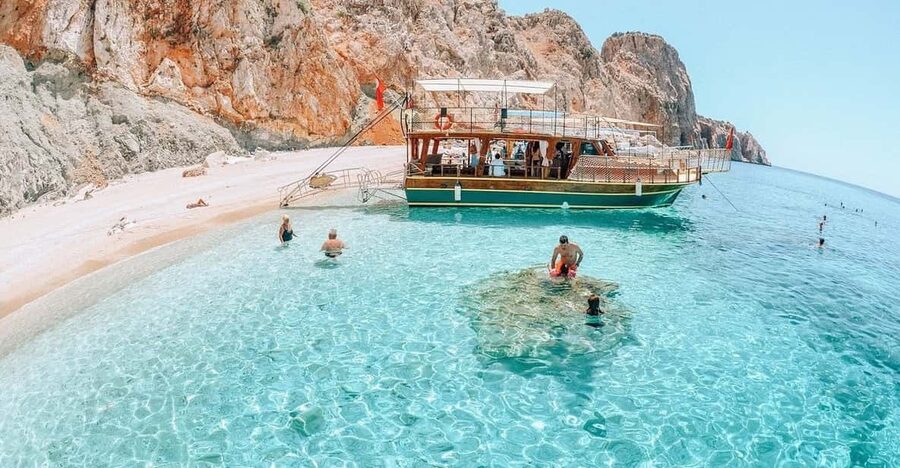 From Antalya: Suluada Island Boat Trip with Lunch - Transport comfort, delays, and language hiccups to watch for