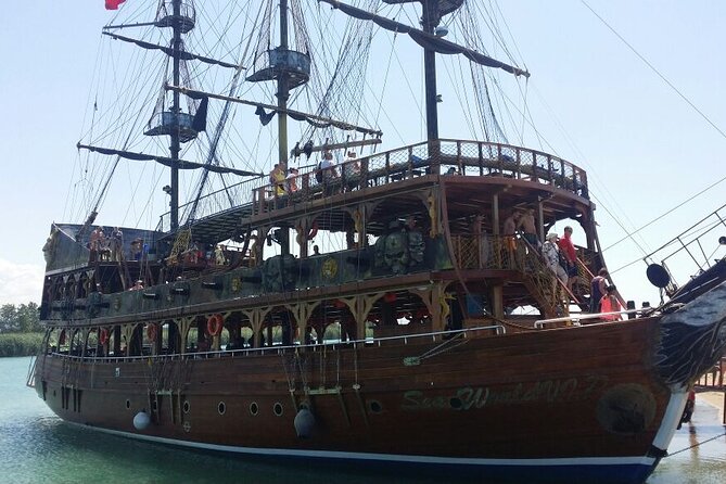 Full Day Tour Manavgat River Cruise Boat From Antalya - Boarding the boat: what you should expect on the Manavgat River