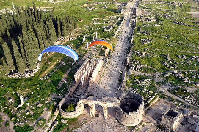 Full-Day Tour to Pamukkale and Hierapolis from Antalya City - Tour comfort and guide communication: the difference between smooth and stressful