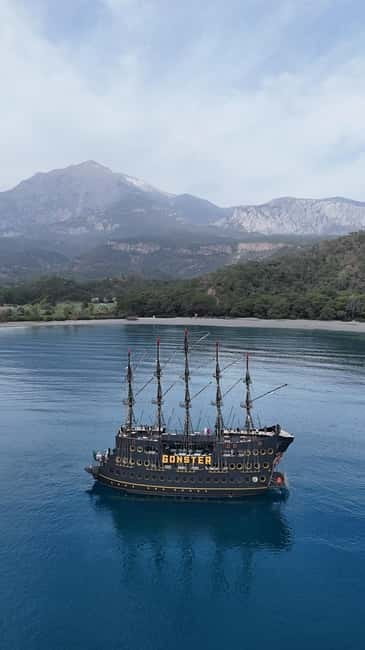 Gonster All-Inclusive Pirate Boat Trip with Transfer - Morning Fuel: Light Breakfast and What the Lunch Really Includes
