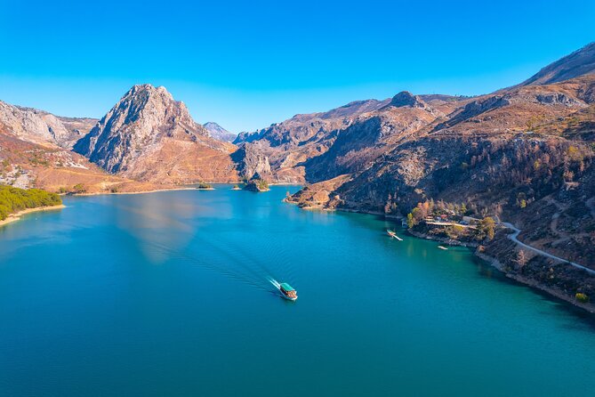 Green Canyon Boat Trip with Lunch and Unlimited Drinks - Green Lake lunch with unlimited soft drinks: simple choices, real convenience
