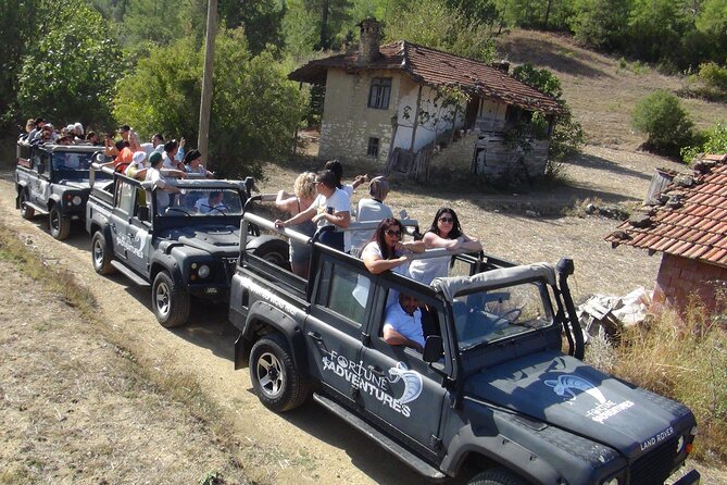 Jeep and Buggy Safari in Manavgat with Zipline and Rafting - Buggy driving on a 40-minute off-road track (mud, water, and bumpy joy)