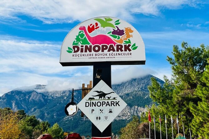 Kemer Dinopark Tour with hotel transfer - English support and a smoother arrival for families