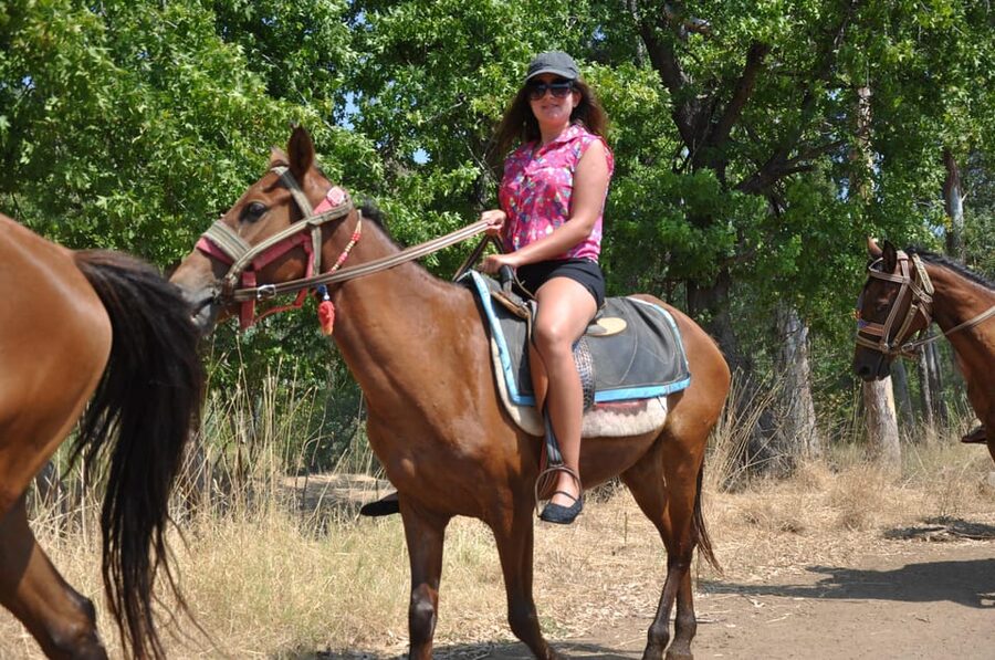 Kemer Horse Safari, pick up from Kiris, Beldibi, Goynuk - The ride itself: Kemer forest and mountain views for one focused hour