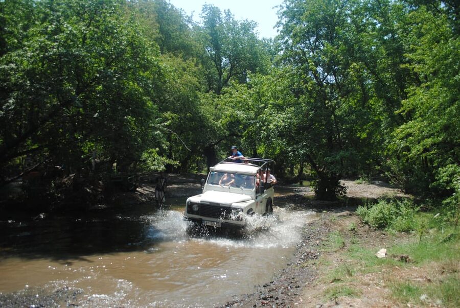 Kemer Jeep Safari, pick up from Beldibi, Kiris, Goynuk - Lunch at Kemer Gödene Fish Farm Restaurant, Then Canyon Time