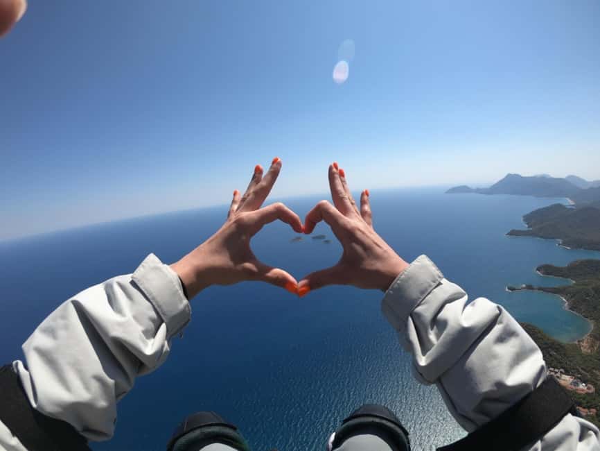 Kemer: Paragliding with Hotel Transfer & Cable Car - Key things that make this paragliding day work