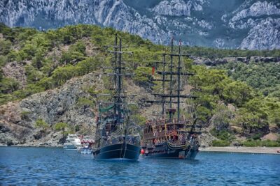 Kemer Pirate Boat Trip with Free Transfer from Antalya