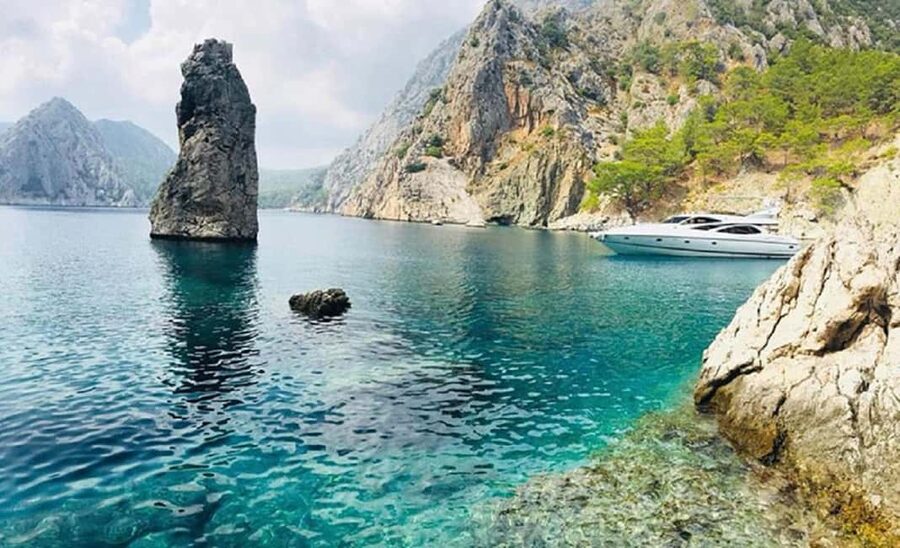 Kemer Porto Genoese-Sazak Bays Boat Trip With Mud Baths - Group day pacing: what 8 hours feels like on the water