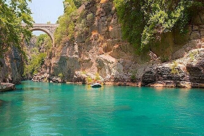 Kemer Rafting, Jeep Safari, Zipline, Buggy Safari Combo Tour - Zipline over the canyon: the pause before the river