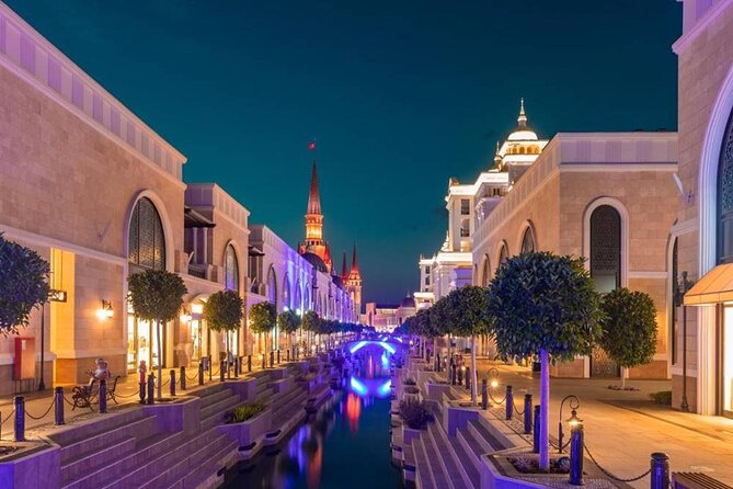 Land of Legends Night Show - Weather and Minimum Travelers: When the Night Can Change