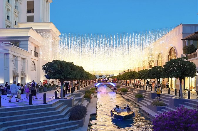 Land of Legends Night Show Roundtrip Transfer from Kemer - Admission Included Means You Avoid a Common Night Out Trap