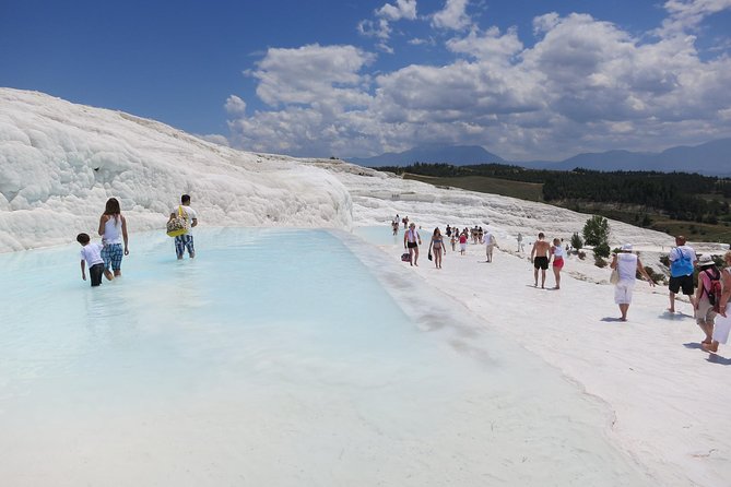 Pamukkale from Antalya Province - Hierapolis ruins for 1 hour: seeing the ancient city behind Pamukkale