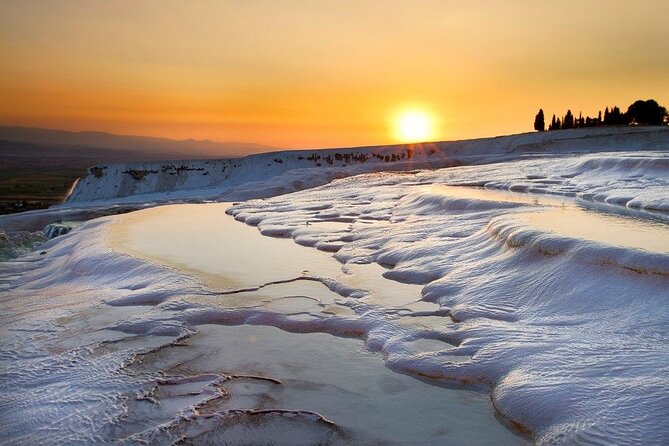 Pamukkale Full-Day Tour from Antalya with Lunch - What this tour includes, and where you should budget extra
