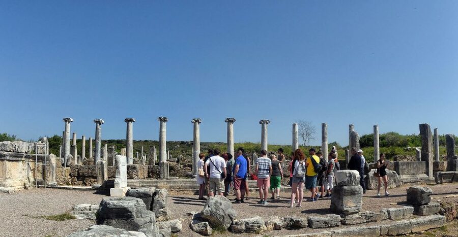 Perge, Aspendos & city of Side Full-Day Tour from Antalya - Lunch near the river: good energy management