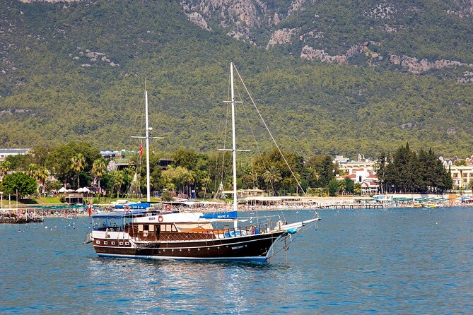 Pirate Boat Tour on the Beautiful Bays of Kemer - Lunch On Board: Food Without the Detour