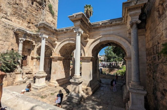 Private Guided Food & Walking Tour : Discover Antalya - Drinks and pacing: why the non-alcoholic setup works