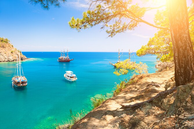 Relaxing Boat Trip w/Lunch and Drinks from Antalya - How the group size changes your experience (max 45)