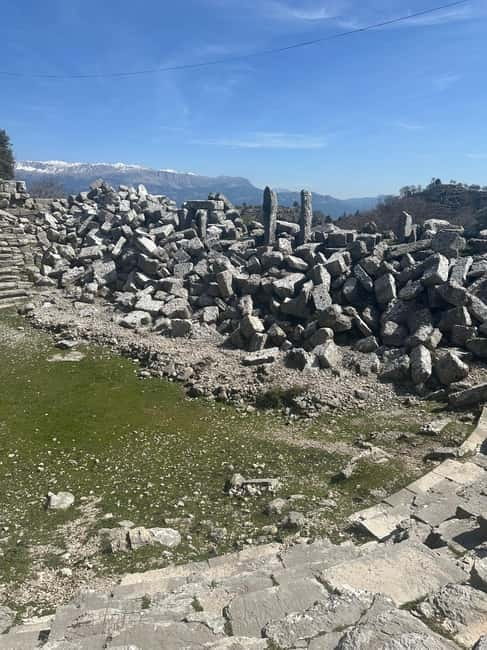 SideAlanya: Jeep Safari, Tazi Canyon, and Selge Theater Tour - Guides, Languages, and Group Comfort