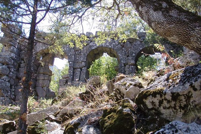 Termessos And Düden Waterfall - Termessos on Güllük Mountain: The Hike Up and the Ruins
